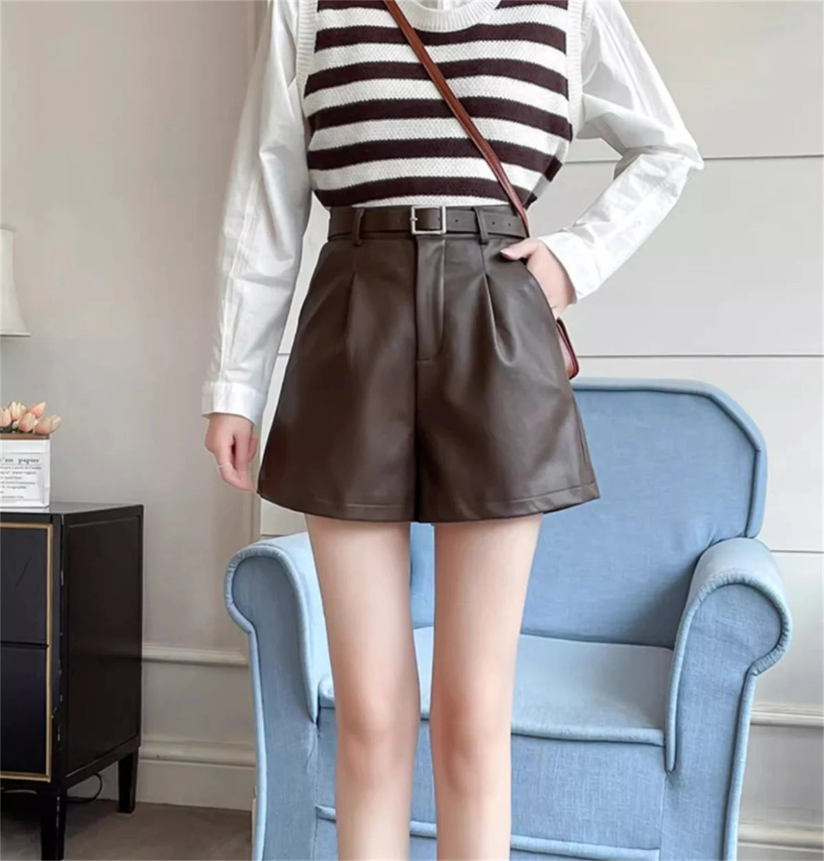 Fashion PU Solid Shorts Women Autumn Winter Retro A Line High Waist Button Zipper Short Pants Y2K Streeet Wide Leg Shorts Korean