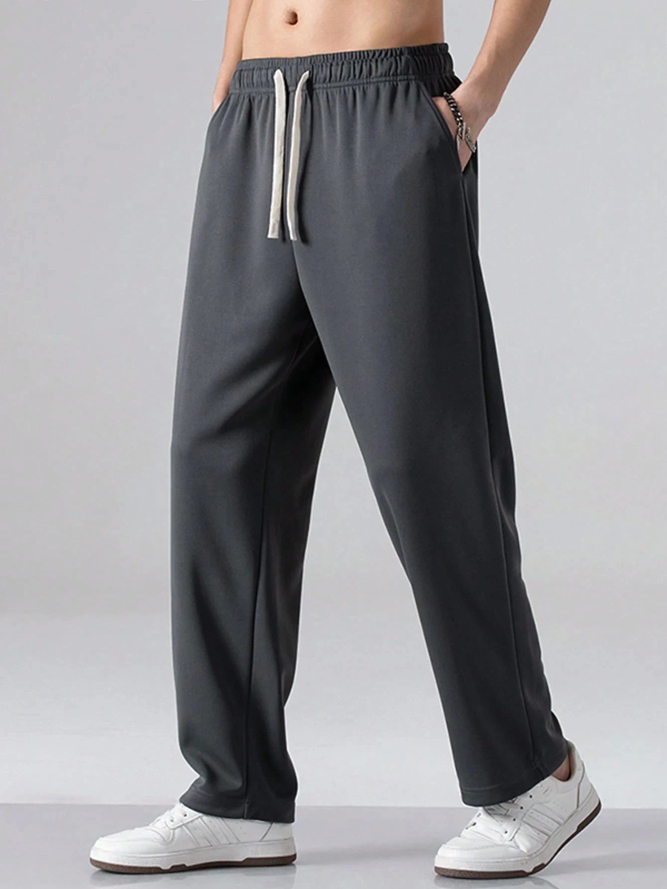 Men's Regular Fit Solid Color Drawstring Waist Sports Pants Autumn and Winter Casual Pocket Design Pants Men's Daily Trousers